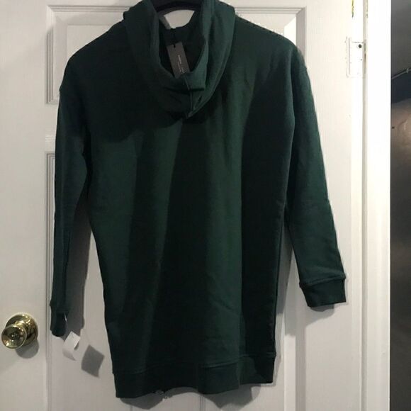 sweater sz Small - Picture 6 of 7